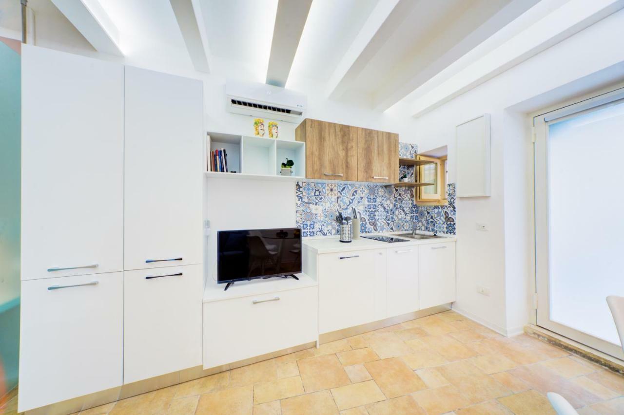 Ortigia Calia E Simenza Apartment Сиракуза Екстериор снимка