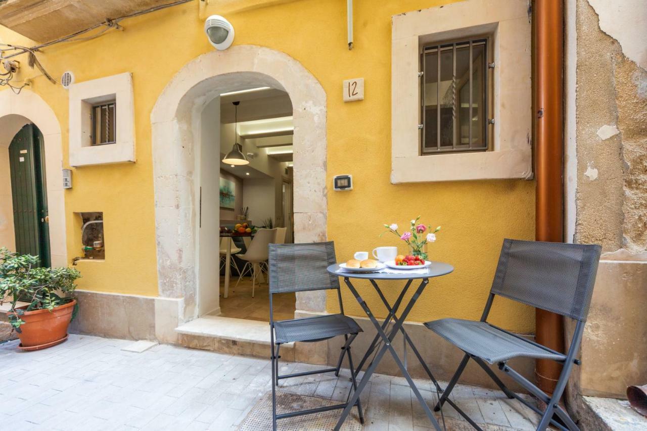 Ortigia Calia E Simenza Apartment Сиракуза Екстериор снимка